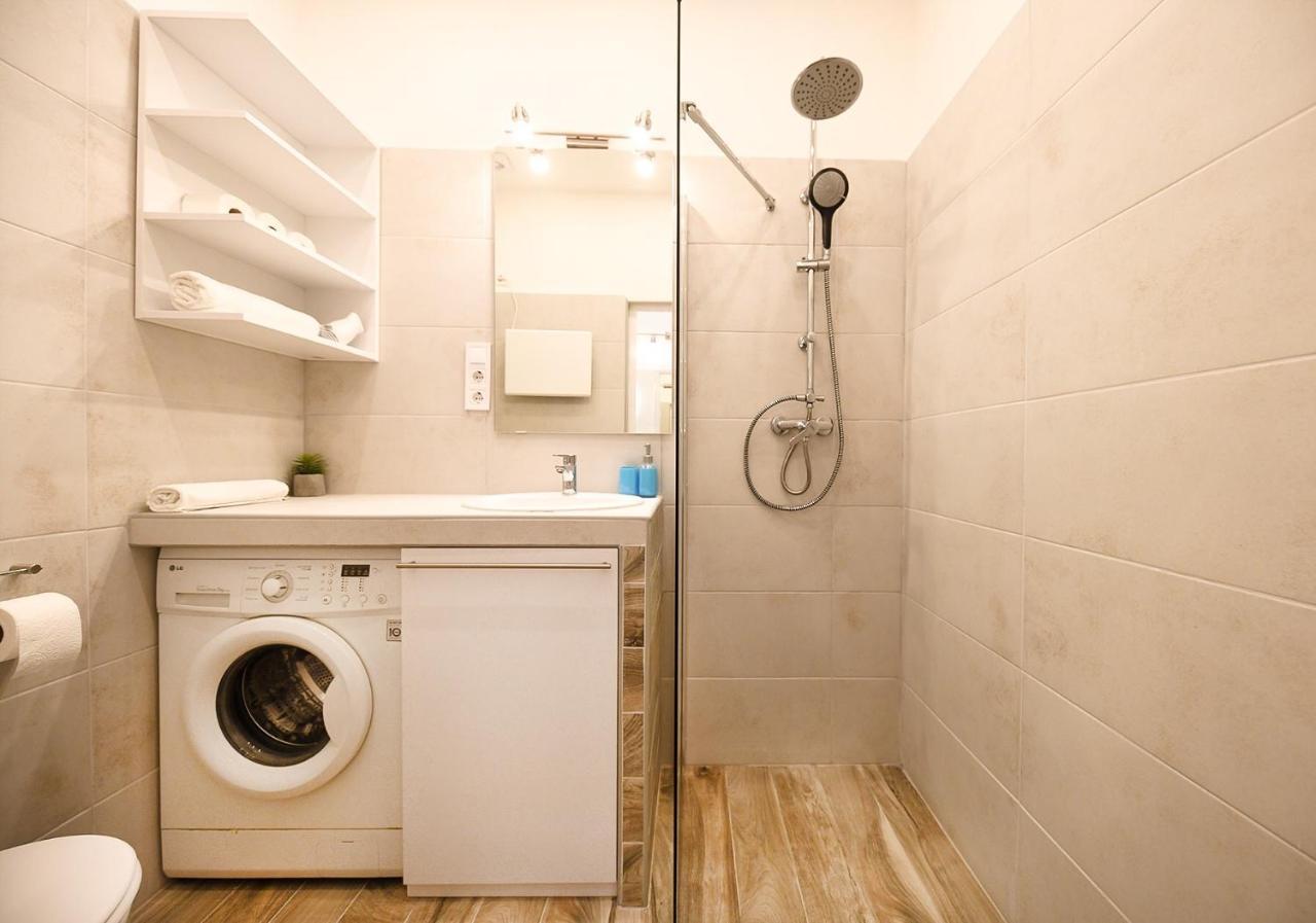 Penelope City Center Boutique Apartment Budapest Bagian luar foto